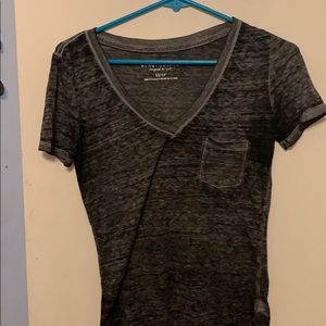 Aeropostale v-neck tee